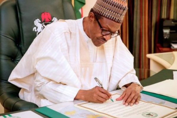‘Lawyers who delay justice to face stringent punishment,’ Buhari warns