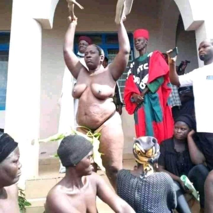 Women strip naked in protest against endless killings in kaduna