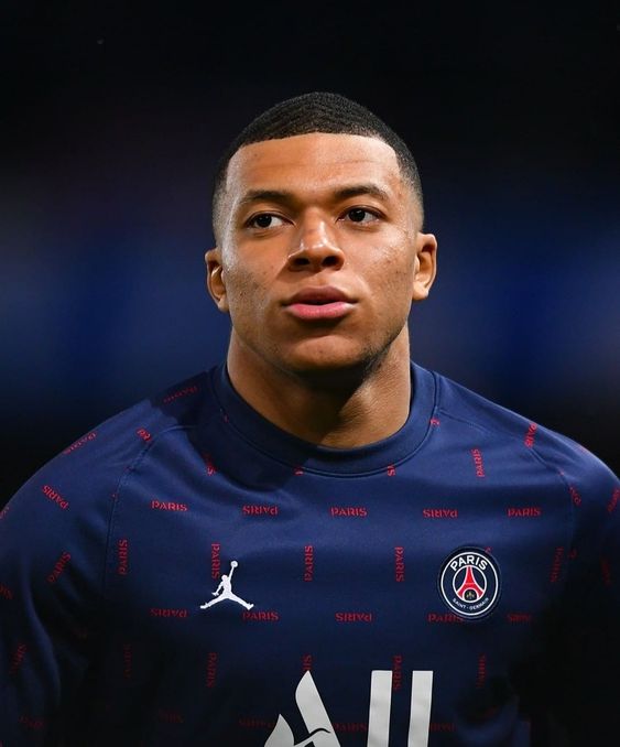 Will Mbappé make the switch to La Liga, or…?